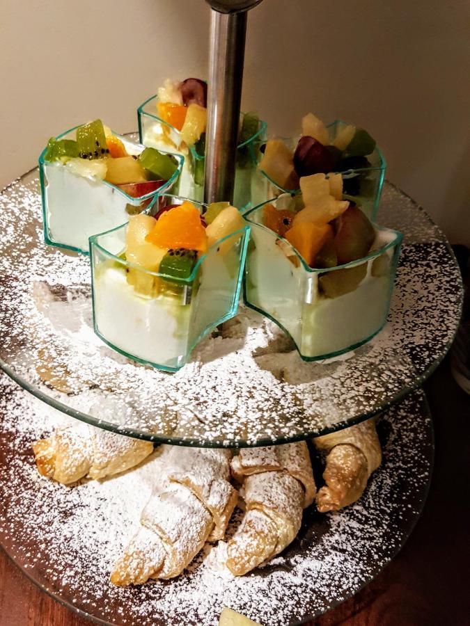 Wilcznik 10 Bed & Breakfast