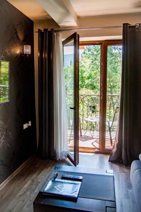 Wilcznik 10 Bed & Breakfast