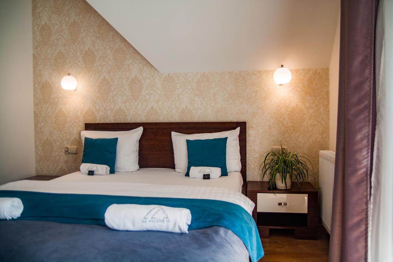 Wilcznik 10 Bed & Breakfast