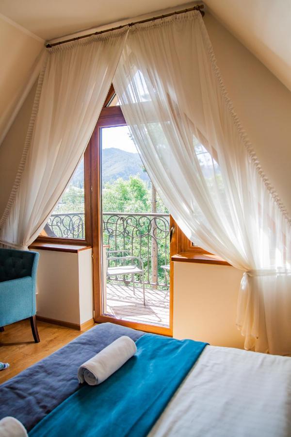 Wilcznik 10 Bed & Breakfast *