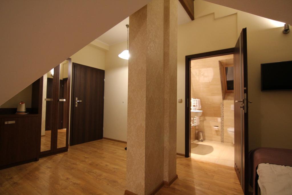 Bed & Breakfast Wilcznik 10 *